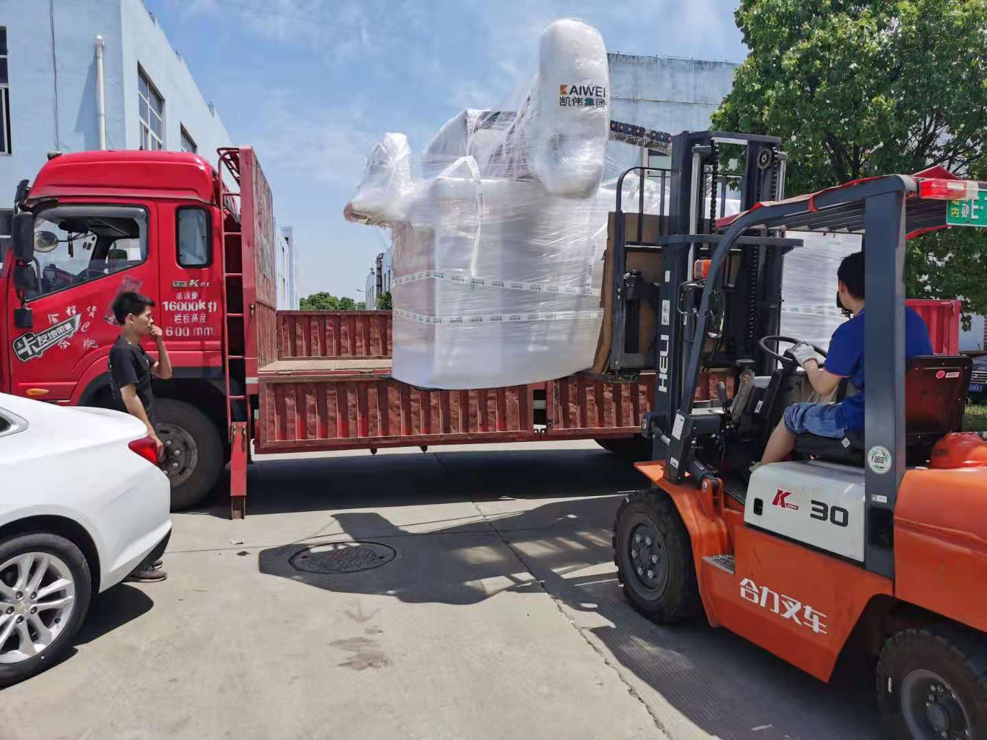 全自動密封涂膠設(shè)備KW-520，發(fā)貨蘇州吳江
